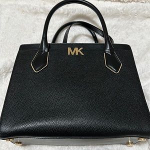 Black Michael Kors purse